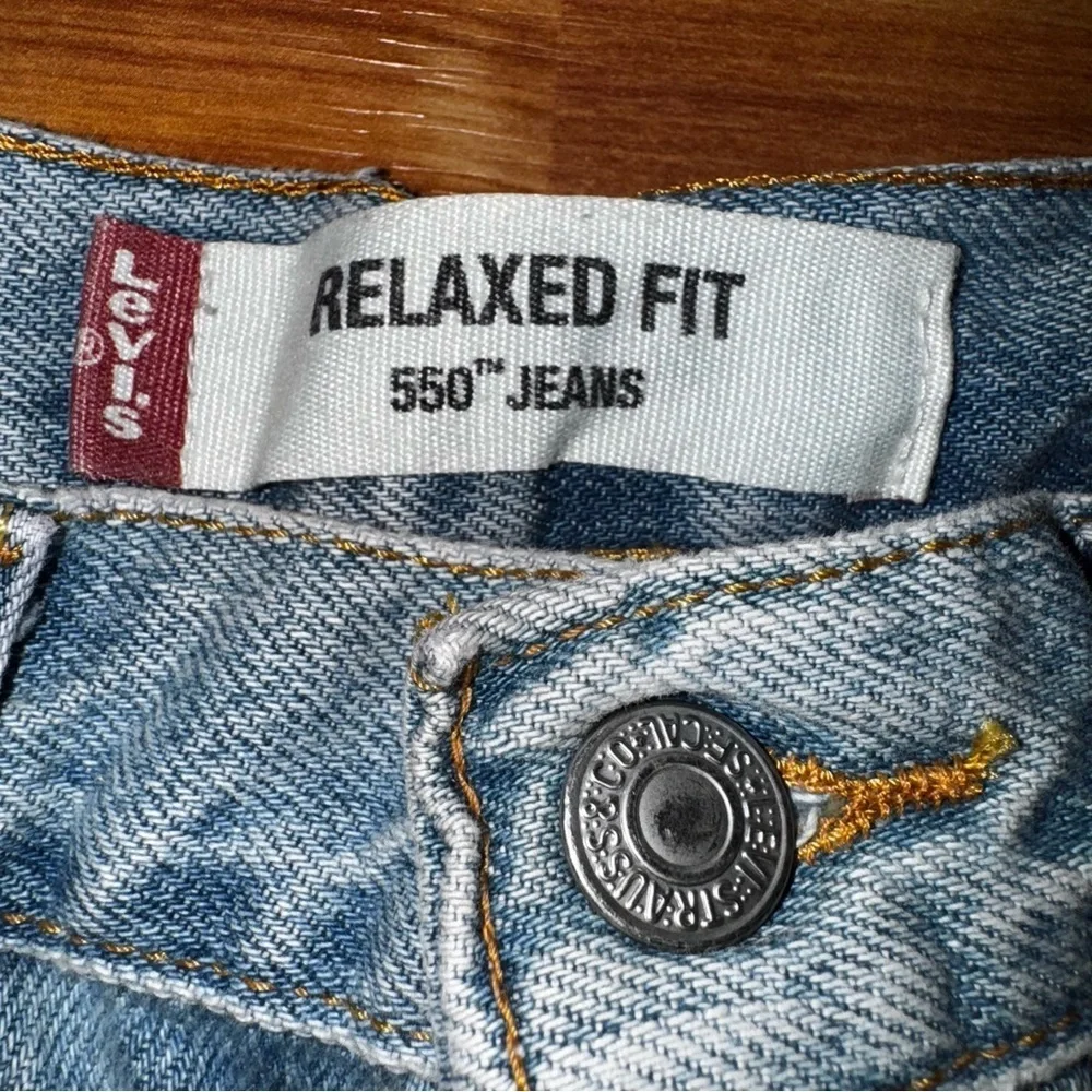LEVI STRAUSS & CO 550 MEN'S LIGHT BLUE RELAXED FIT JEANS 29 X 32 100% Cotton